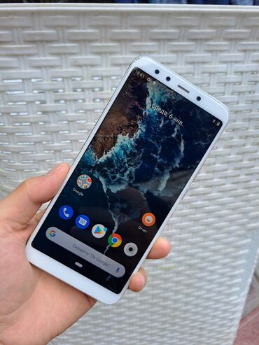 поко m3: Xiaomi, Mi A2, Колдонулган, 64 ГБ, түсү - Алтын, 1 SIM, 2 SIM