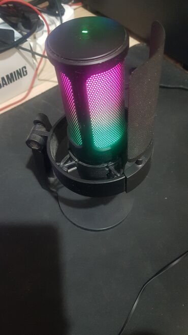 радио микрофон shure sm58: Fifine a8 как купил так просто и лежал даже вон пылью покрылся :) он