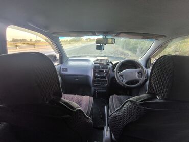 купить авто в лизинг без первоначального взноса: Toyota Ipsum: 2000 г., 2 л, Автомат, Газ, Минивэн