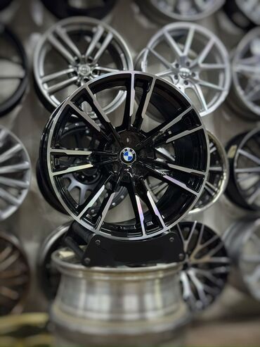 низкопрофильная резина: Литые Диски R 20 BMW, Комплект, отверстий - 5, Б/у