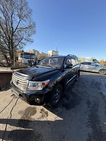 таеты: Toyota Land Cruiser: 2012 г., 4.6 л, Автомат, Газ, Внедорожник — 10