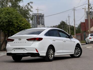 Hyundai: Hyundai Sonata: 2021 г., 2 л, Автомат, Газ, Седан