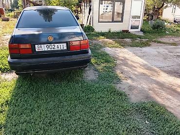 Продажа авто: Volkswagen Vento: 1993 г., Механика, Бензин, Седан — 4
