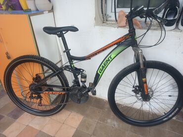 новый велик: Б/у Городской велосипед Giant, 26", скоростей: 21, Самовывоз, Платная доставка