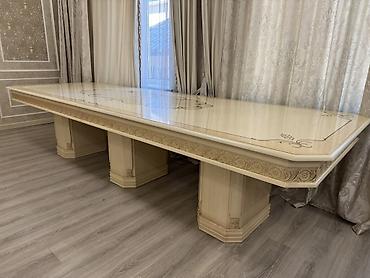 уголок столдор: Большой обеденный/банкетный стол в классическом стиле. - Форма — 1
