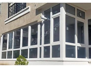 Оконные решетки: Cam balkon 1 kv-120 manat Bizim digər xidmətlərimiz: 1)Plastik qapı və