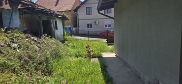Prodaja zemljišta: 6 ares, Građevinarstvo, Vlasnik — 4