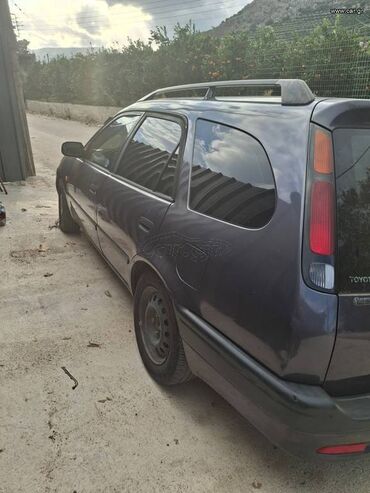 Toyota: Toyota Corolla: 1.6 l. | 1999 έ. Πολυμορφικό — 2