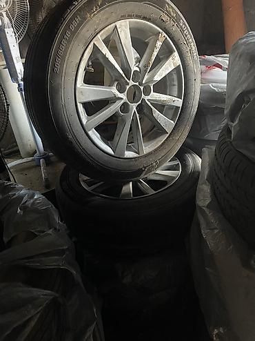 набор домкрат: Литые Диски R 16 Toyota, Комплект, Б/у — 3