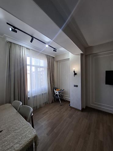 Daşınmaz əmlak: Məmmədli, 3 otaqlı, Yeni tikili, 86 kv. m — 2