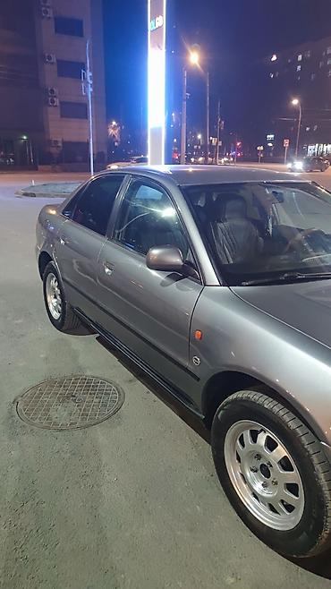 Audi: Audi A4: 1995 г., 2.6 л, Механика, Бензин, Седан — 4