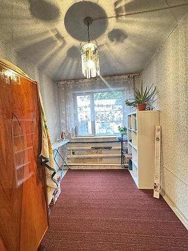 барачный: 3 комнаты, 53 м², Сары-Озон Дыйкан рынок 1 этаж, Косметический ремонт — 5
