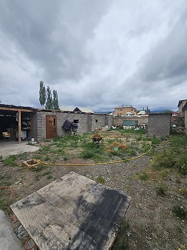 5: Продаётся дом в г. Балыкчы, адрес: ул. Ленинградский, 16а. 4 комнат — 8