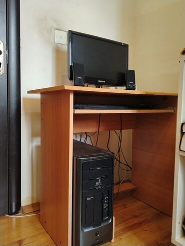 Ноутбуки: Stolüstü kompüter dəsti Tərkib: - Sistem bloku: SP/L ön paneli, 2×USB