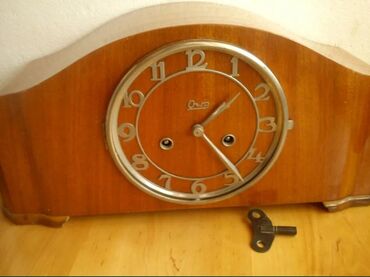 времена года: Часы "ОЧЗ"- настольные, каминные или кaбинeтныe мexаничeские с боeм