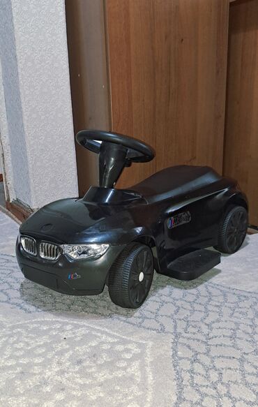велосипед дорожный: Толокар BMW электро[требуется новая батарея]