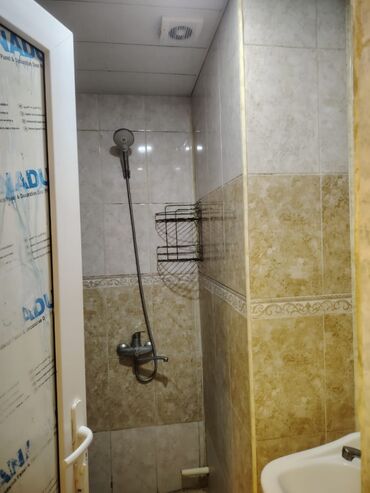 Uzunmüddətli kirayə mənzillər: Xırdalan 2otaq 9cu mərtəbə əşyalı 400 azn ailə üçün — 11