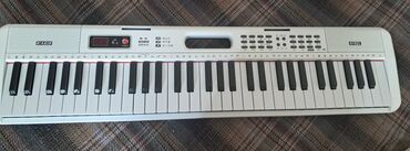 yamaha p45: Продаю синтезатор, состояние б/у но мало пользовались, в набор входит