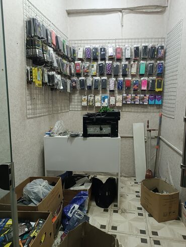 hazır biznes döner xana: Telefon dükanı satılır 20 yanvar metrosunun yaxınlığında yerləşir.Zəng