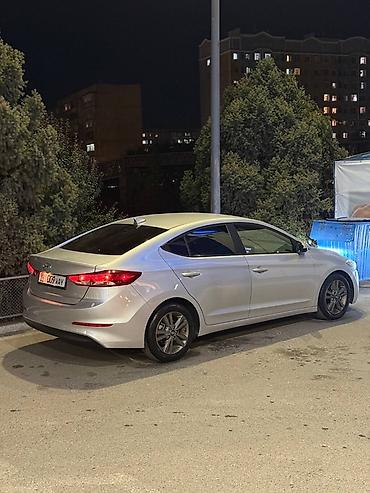 hyundai sonata 1994: Hyundai Elantra: 2017 г., 2 л, Автомат, Бензин, Седан — 4