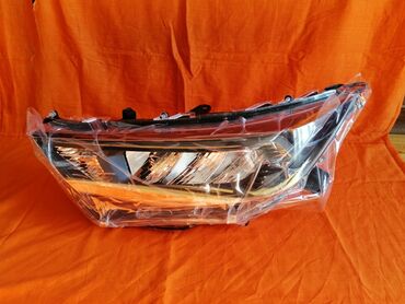 Faralar: Sol, Yaxın və uzaq vuran işıqlar Toyota, 2019 il, Analoq, ABŞ, Yeni — 10