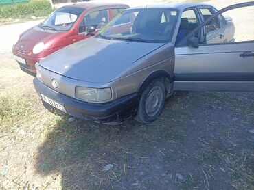 продаю или меняю с доплатой мне: Седан Volkswagen Passat B3 обмен можно с моей доплатой карбюратор