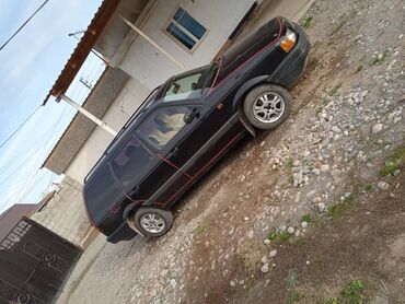 Volkswagen: Volkswagen Passat: 1994 г., 1.8 л, Механика, Бензин, Универсал — 12