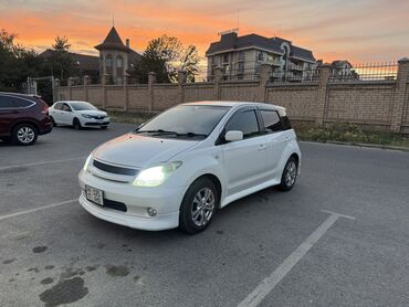 тайота скайлайн: Toyota ist: 2002 г., 1.5 л, Автомат, Бензин, Хетчбек