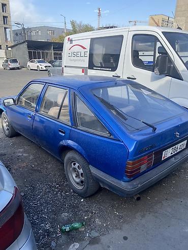 Opel Ascona: 1986 г., Механика, Хэтчбэк