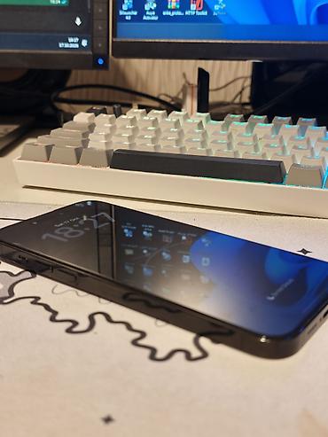 poco m8 pro: IPhone 14 Pro Max, 256 GB, Space Gray, Zəmanət, Barmaq izi, Simsiz şarj — 4