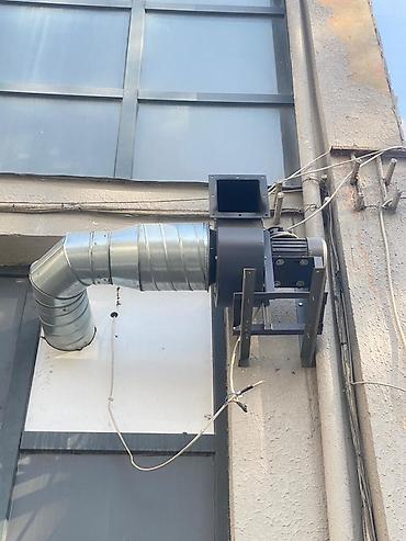 Digər restoran, kafe avadanlığı: ‼️TƏCİLİ SATILIR ‼️ Davlumbaz 150 azn Ulitka motor 1700what 350 azn — 10