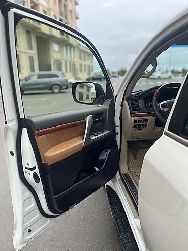 Toyota: Toyota — 10