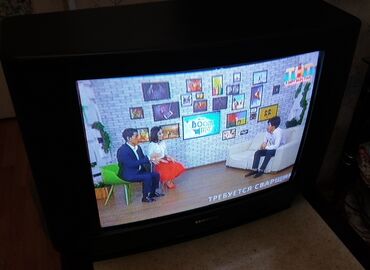 Телевизоры: Телевизор цветной б/у Samsung, рабочий, в прекрасном состоянии