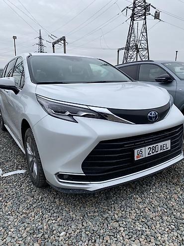 Toyota: Toyota Sienna: 2023 г., 2.5 л, Автомат, Гибрид, Минивэн — 3
