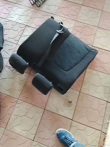 mercedes vito 111 cdi: Kia ehtiyat hissələri - Ön radiator barmaqlığı: Orijinal Kia loqolu — 2