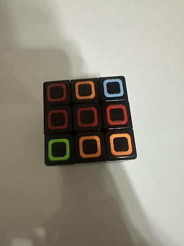 tapmaca oyuncaqlar: Məhsul: 3x3 rəngli bulmacalı kub (Rubik tipli) Təsvir: - Klassik 3x3 — 4