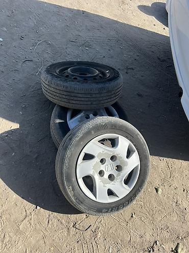 т 28 х4: Дөңгөлөктөр монтажда 185 / 60 / R 14, Жай, Колдонулган, Комплект, Жеңил унаалар, Темир, тешиктери - 4 — 3