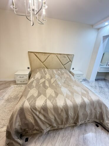 Yataq otağı dəstləri: İkinəfərlik çarpayı, 2 tumba — 1