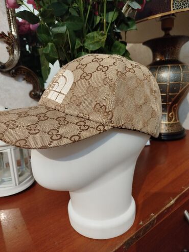 выпускное платье: Новая кепка женская оригинал gucci