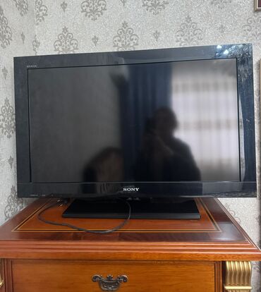 продаю телевизор: Б/у Телевизор Sony 82" Самовывоз