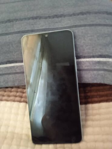чехоы: Redmi, Redmi 13C, Колдонулган, 256 ГБ, түсү - Ак, 1 SIM, 2 SIM, eSIM