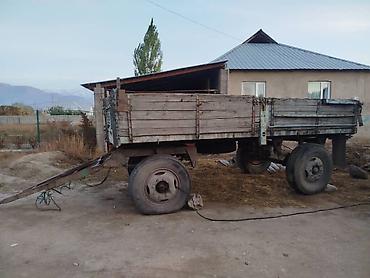 защита запаски: Двухосный грузовой прицеп с высокими деревянными бортами. Подходит для — 2