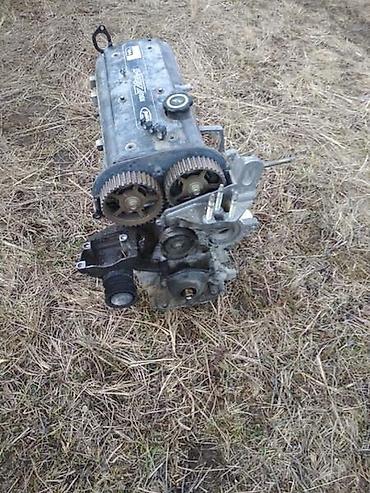 ford k: MOTOR 1.6 BENZINAC ZA FORD FOCUS OD 1998. DO 2004. GOD. | Glava — 2