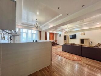 Долгосрочная аренда квартир: 4 комнаты, Агентство недвижимости, Без подселения, С мебелью полностью — 8