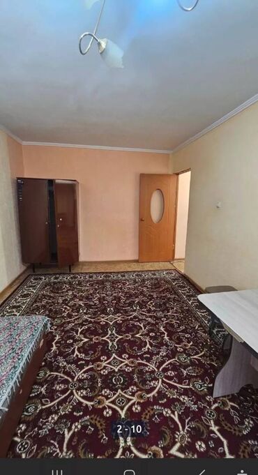 купить квартиру в центре бишкека: 2 комнаты, 43 м², 104 серия, 4 этаж, Косметический ремонт