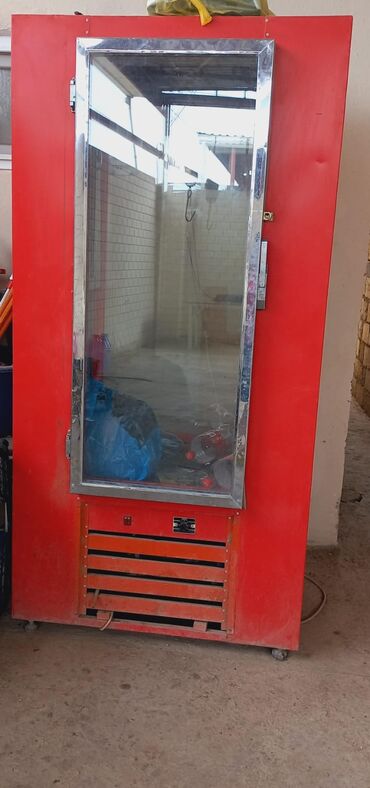 Dərin dondurucular: Ət soyuducusu satılır 800azn. Əla işləyir. Ünvan Sulutəpə. Sevaleman