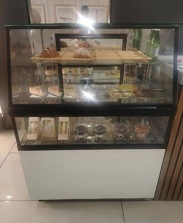 Холодильное оборудование: Для сладостей, 130 * 120 * 60, Б/у, Платная доставка — 1