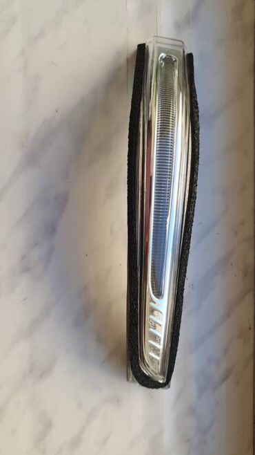 вешалка в прихожую с зеркалом: Hyundai Santafe 2013-2018 modelləri üçün güzgu povorotnik işığı