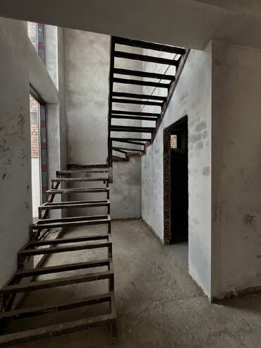 Продажа домов: Дом, 180 м², 6 комнат, Собственник, ПСО (под самоотделку) — 10