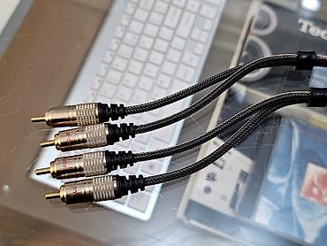 Kablovi i adapteri za kamere: Audio interkonekt kabl – 2x RCA na 2x RCA (stereo) - Tip konektora — 3